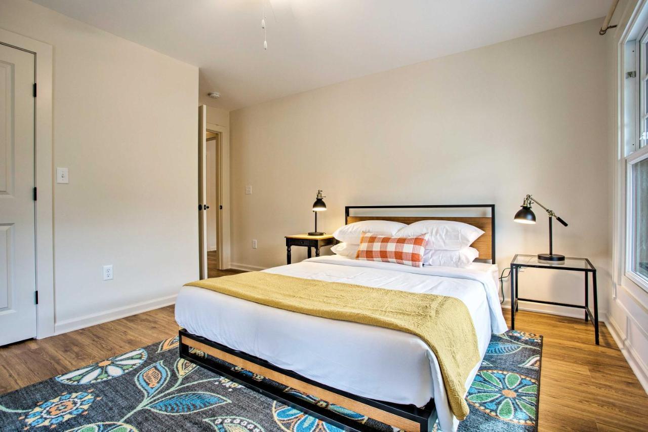 Newly Remodeled Apartment On Main Street In Saluda Extérieur photo